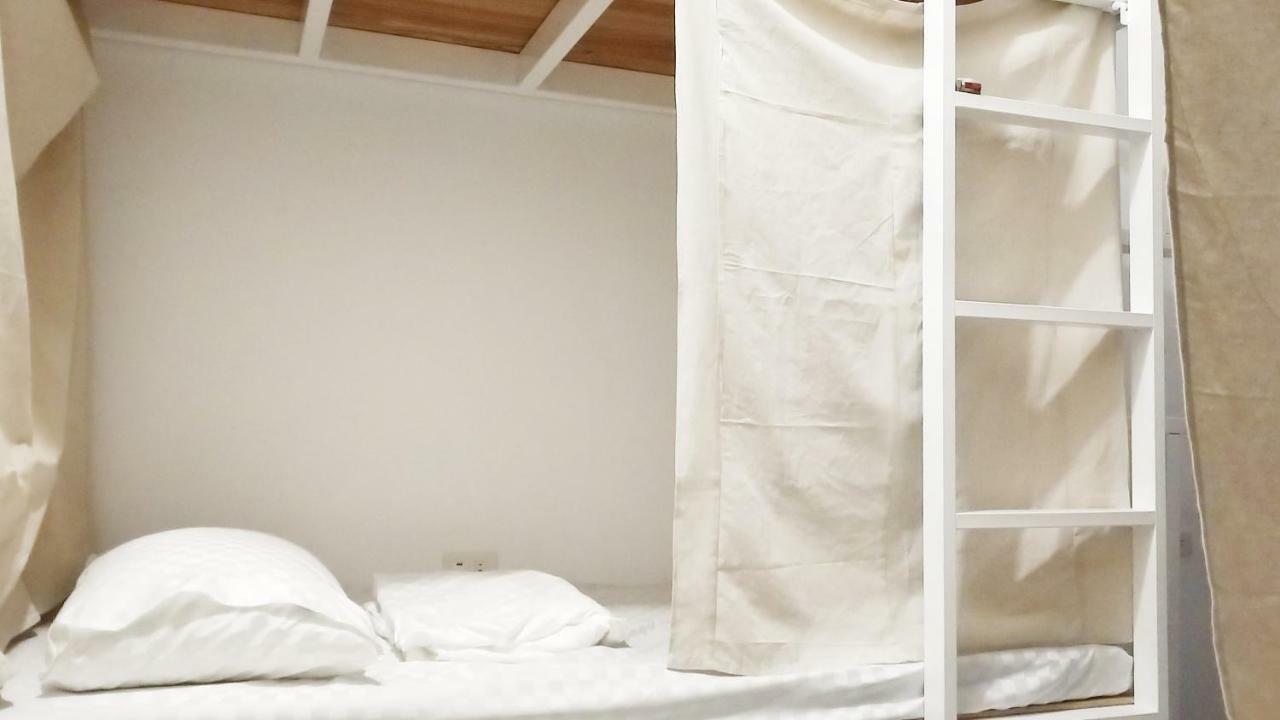 Cong Sen Backpackers Hostel Taitung Екстер'єр фото